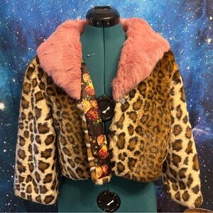 Leopard Print Faux Fur Jacket with Pink Collar